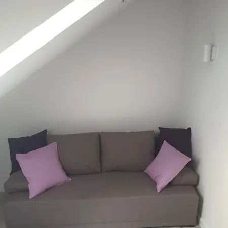 Apartament Warszawski 华沙