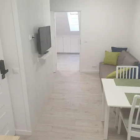 公寓 Apartament Warszawski