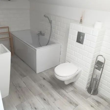 公寓 Apartament Warszawski