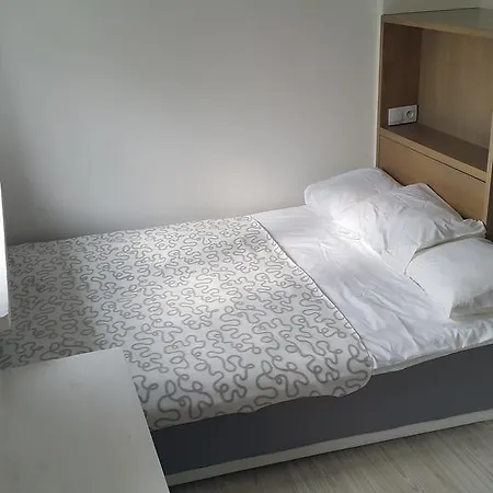 公寓 Apartament Warszawski
