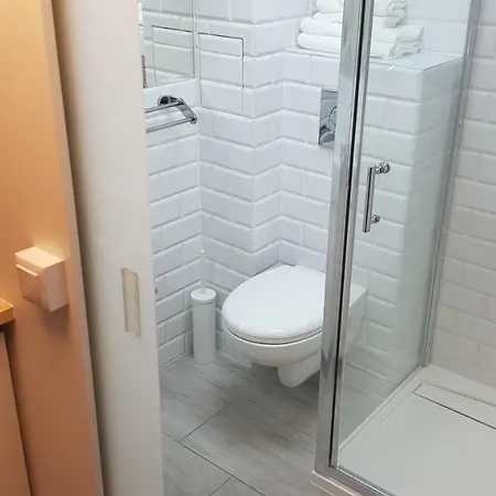 Apartament Warszawski * 华沙