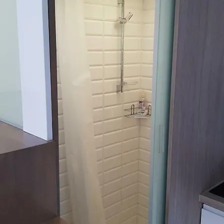 公寓 Apartament Warszawski *